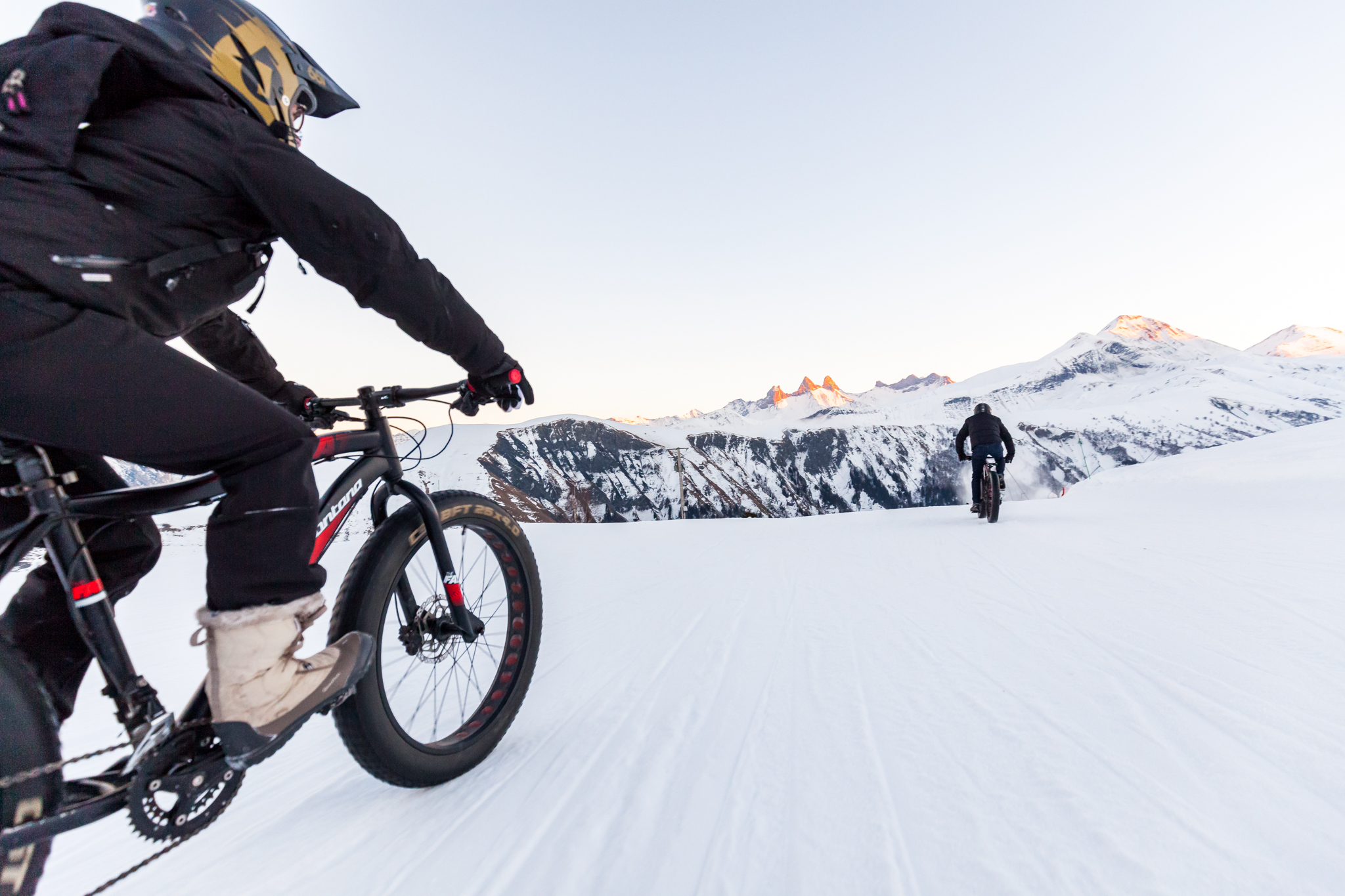 VTT sur les pistes en hiver