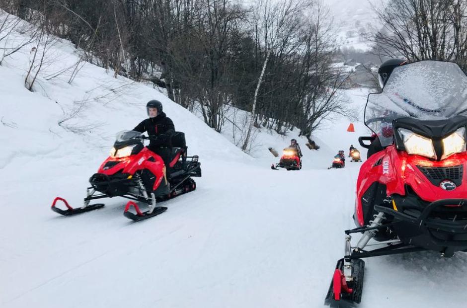 Motoneiges - Sortie en motoneiges Motoneiges - Sortie en motoneiges
