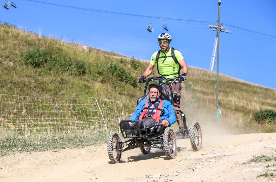 Fauteuil tout terrain Cimgo_Saint-Sorlin-d'Arves - CIMGO Fauteuil tout terrain Cimgo_Saint-Sorlin-d'Arves - CIMGO