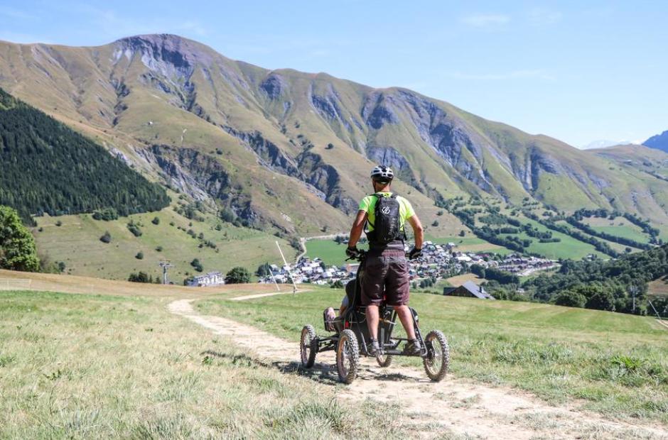 Fauteuil tout terrain Cimgo_Saint-Sorlin-d'Arves - CIMGO Fauteuil tout terrain Cimgo_Saint-Sorlin-d'Arves - CIMGO