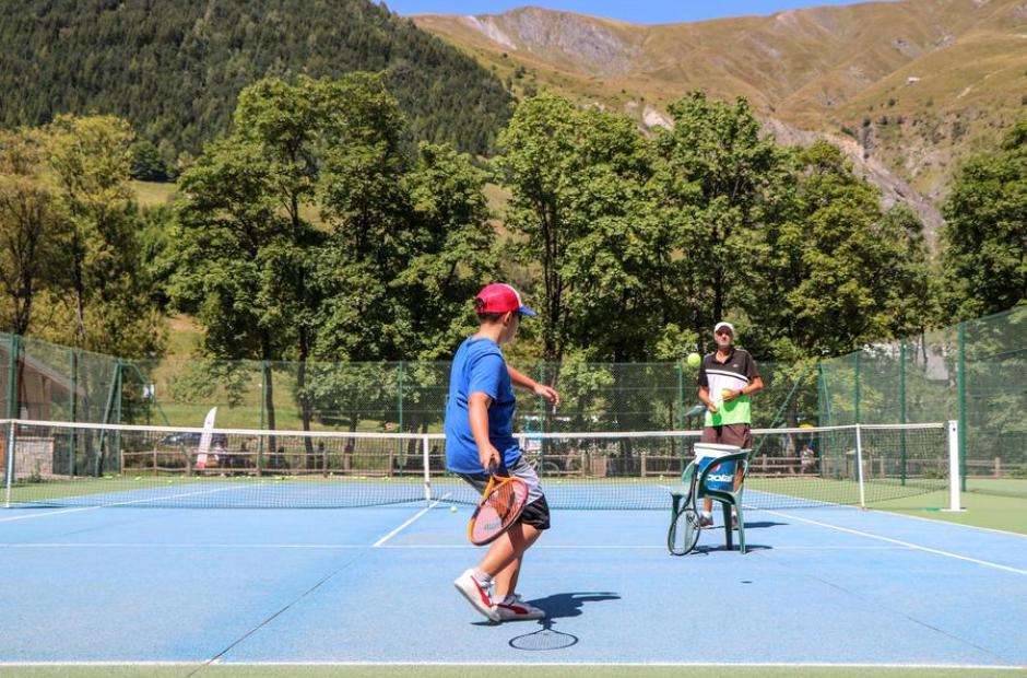 Tennis - Cours avec moniteur diplômé d'Etat -