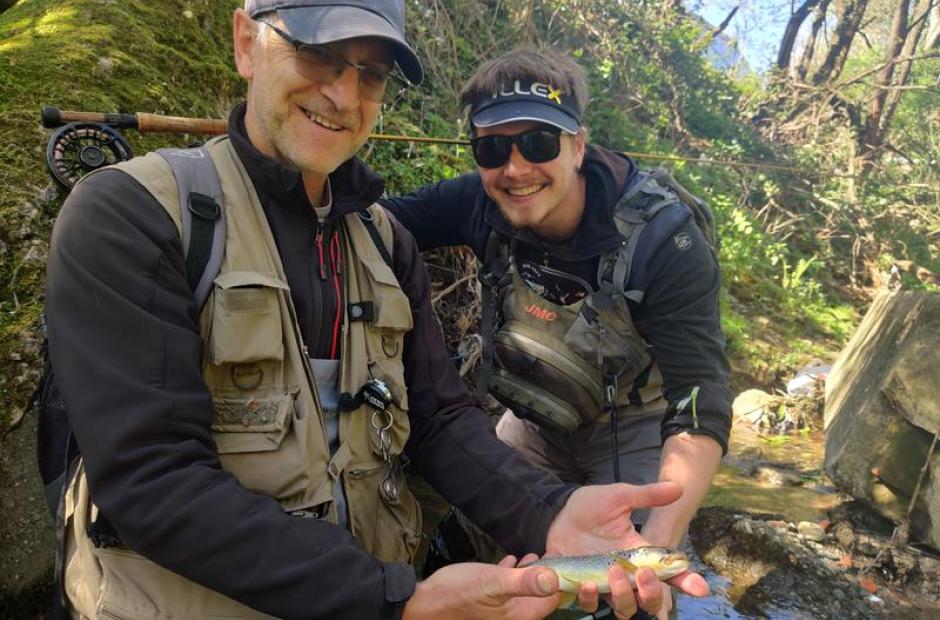 Pêche en montagne tous niveaux avec un moniteur guide