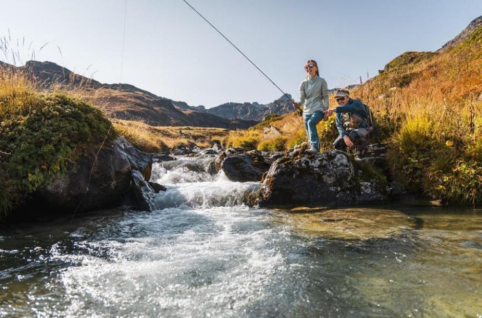 Pêche en montagne tous niveaux avec un moniteur guide
