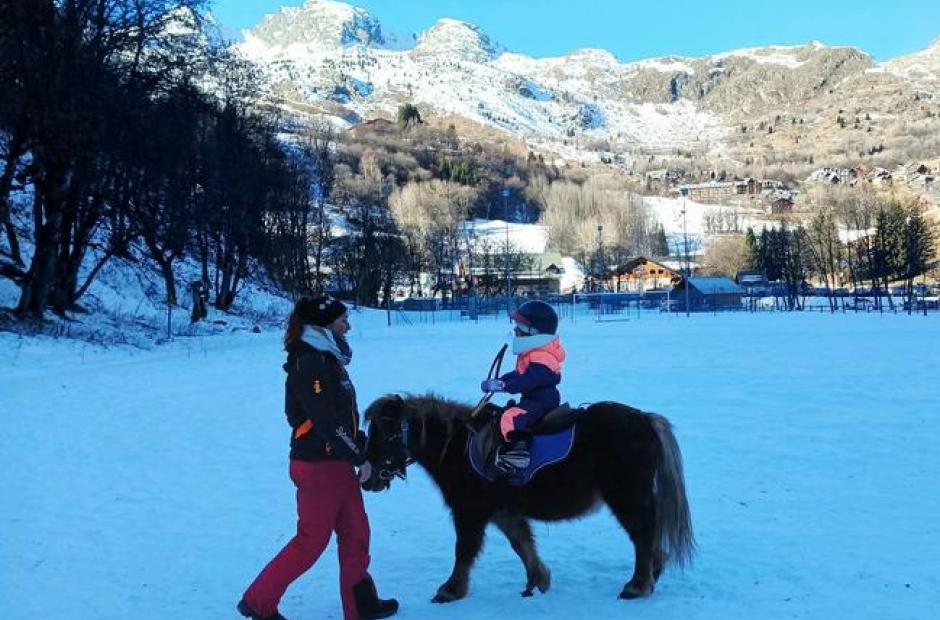Balade à poney, Poney-luge &amp; Ski-poney -