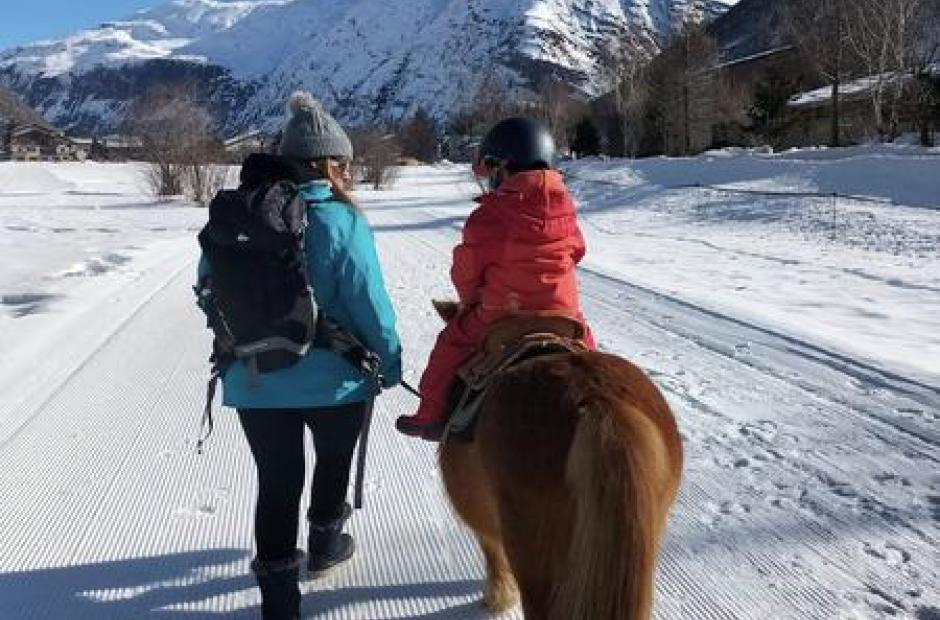 Balade à poney, Poney-luge &amp; Ski-poney -