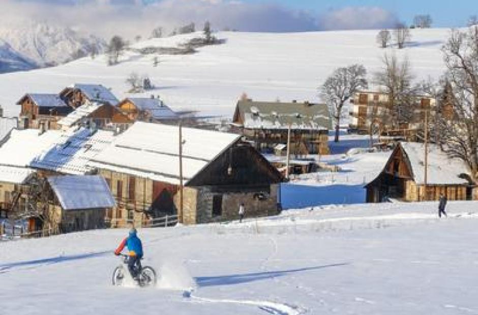VTT électrique sur neige -