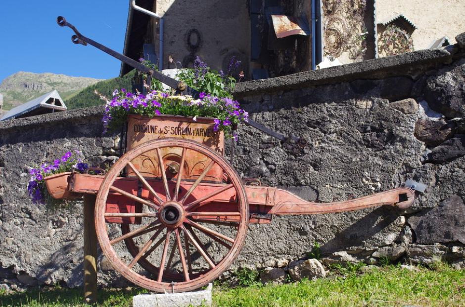 Ancienne charette à Saint Sorlin d'Arves - Ancienne charette à Saint Sorlin d'Arves