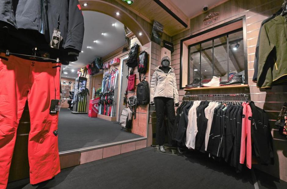 Sport 2000 Arthur sports Intérieur magasin - Sport 2000 Arthur sports Intérieur magasin Sport 2000 Arthur sports Intérieur magasin - Sport 2000 Arthur sports Intérieur magasin