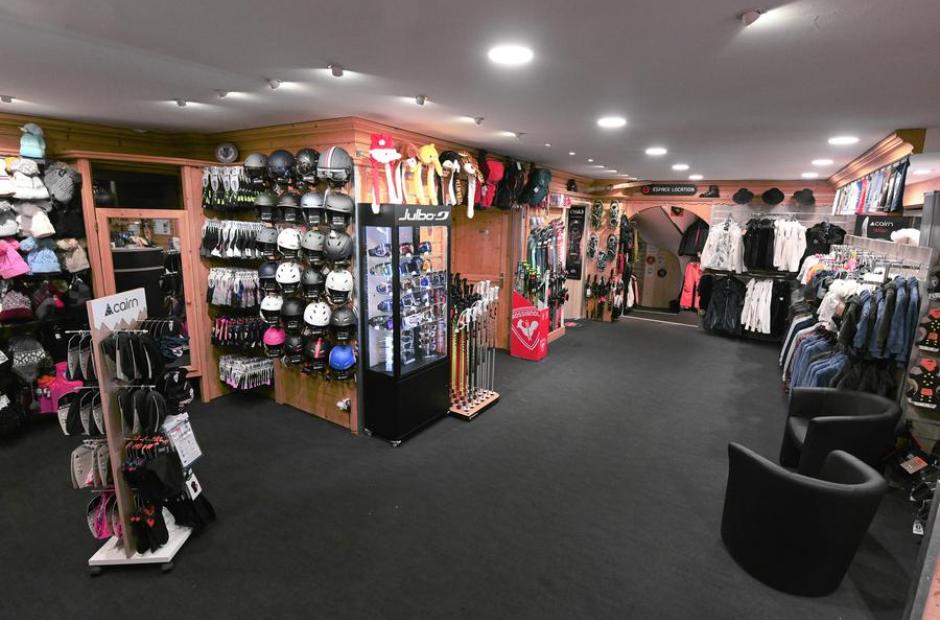 Sport 2000 Arthur sports Intérieur magasin - Sport 2000 Arthur sports Intérieur magasin Sport 2000 Arthur sports Intérieur magasin - Sport 2000 Arthur sports Intérieur magasin