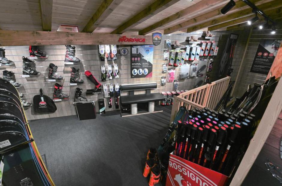 Sport 2000 Arthur sports Intérieur magasin - Sport 2000 Arthur sports Intérieur magasin Sport 2000 Arthur sports Intérieur magasin - Sport 2000 Arthur sports Intérieur magasin