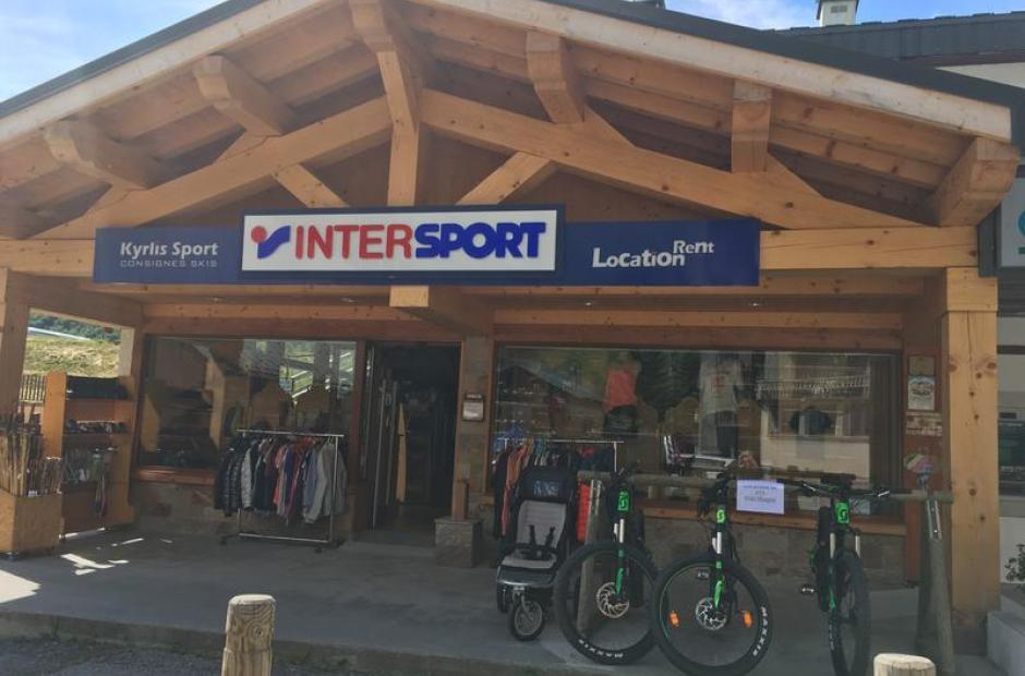 Intersport - Kyrlis sports - Vuve extérieure été