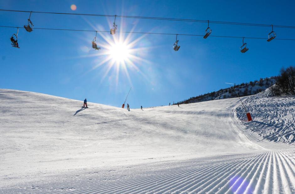 Plaisir de glisse - Piste damée sous le télésiège de la Lauze Plaisir de glisse - Piste damée sous le télésiège de la Lauze