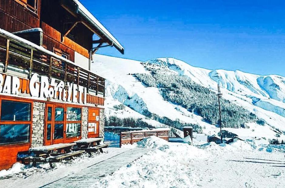 La Grotte du Yéti - Vue terrasse hiver