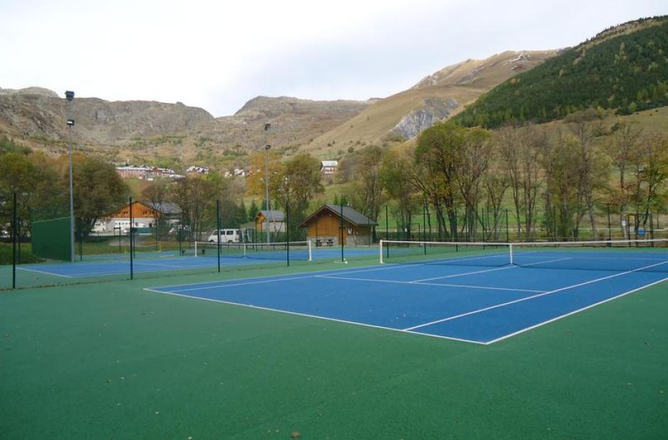Terrain de tennis -