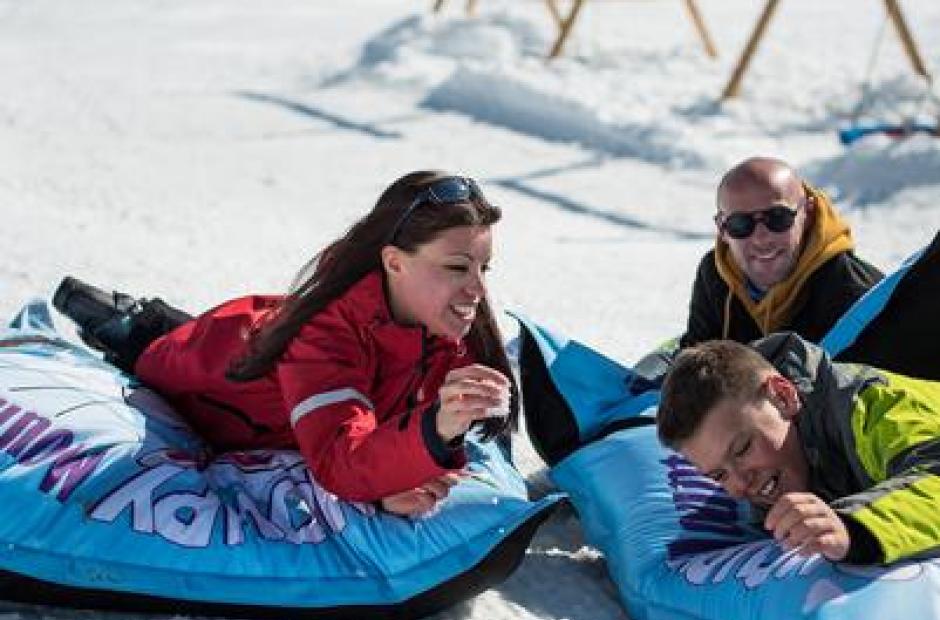 Relaxation sir big bag @snowpyMountain @LaToussuire - Relaxation sir big bag @snowpyMountain @LaToussuire