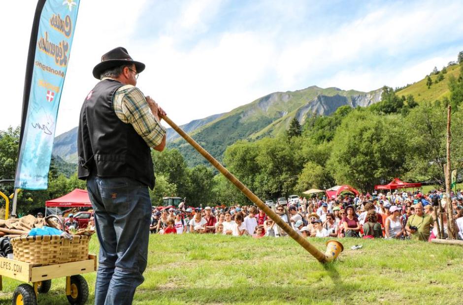 Fête des Prés Plans_Saint-Sorlin-d'Arves - Cor des Alpes