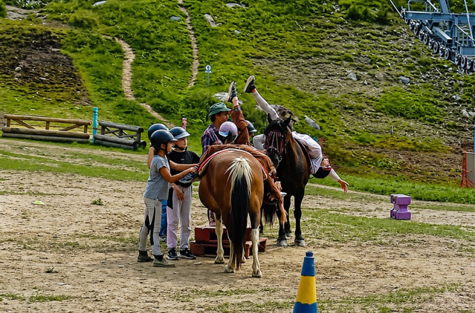 Spectacle équestre - Les Crins Sauvages_Saint-Sorlin-d'Arves - Spectacle équestre