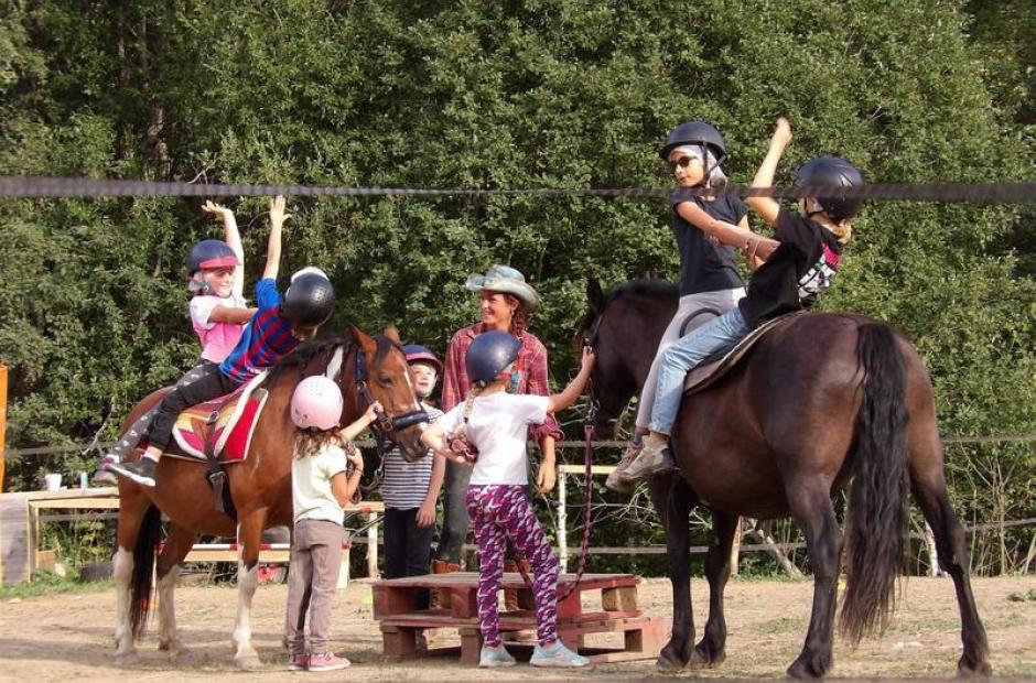 Spectacle équestre - Les Crins Sauvages_Saint-Sorlin-d'Arves - Spectacle équestre