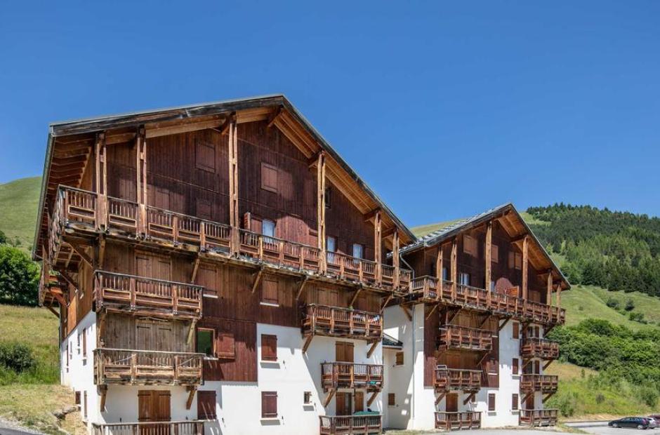 Le Hameau de l'Alpage Vacancéole - Vue extérieure été
