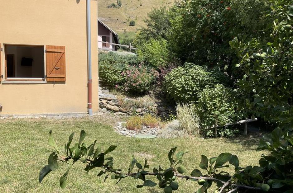 Chalet Les Bartavelles - Vue jardin été