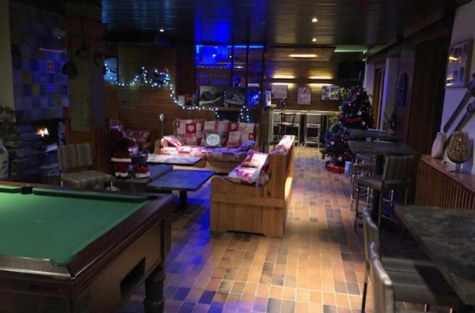 Le Chardon Bleu - Hall Hiver Le Chardon Bleu - Hall Hiver