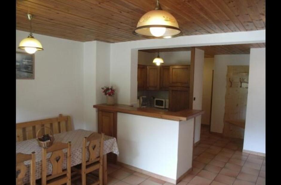 Image - Cuisine et espace repas - Chalet Comborcière - station de ski Saint Sorlin d'Arves - Savoie