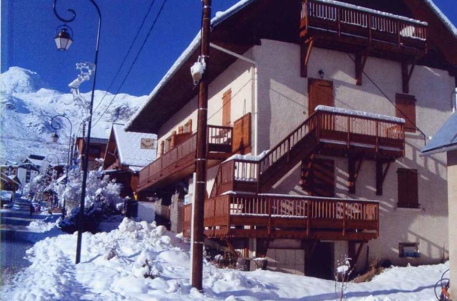 La Godille - Vue extérieure hiver La Godille - Vue extérieure hiver