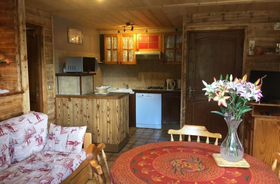 Chalet Lou Murgis - Salon et coin cuisine Chalet Lou Murgis - Salon et coin cuisine