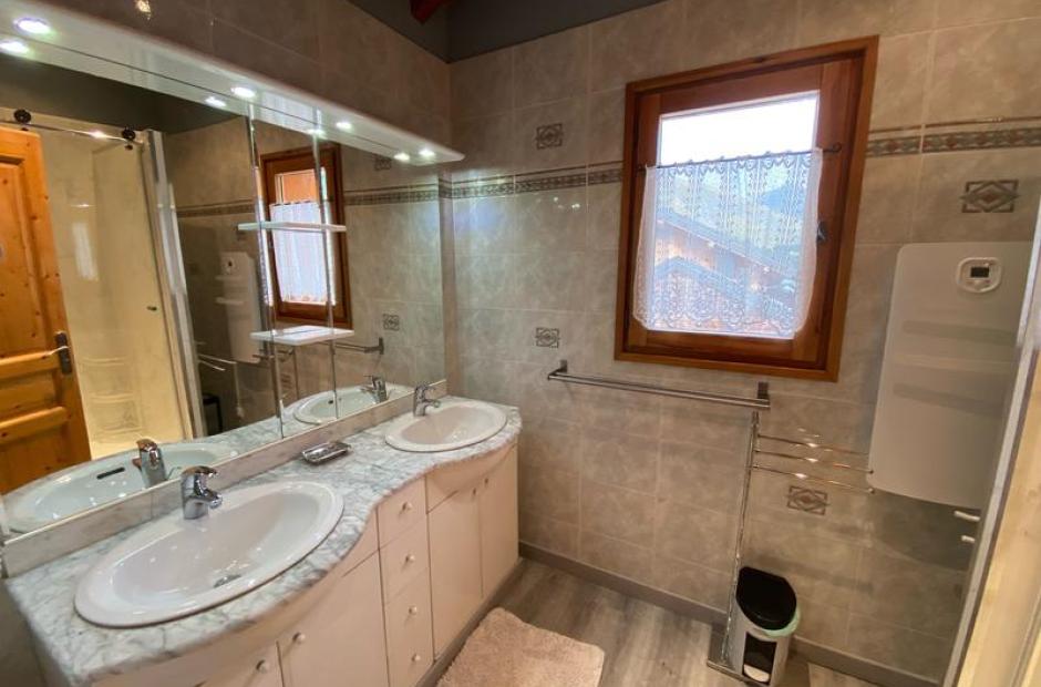 Chalet l'Albaron - Chalet l'Albaron salle de bain Chalet l'Albaron - Chalet l'Albaron salle de bain