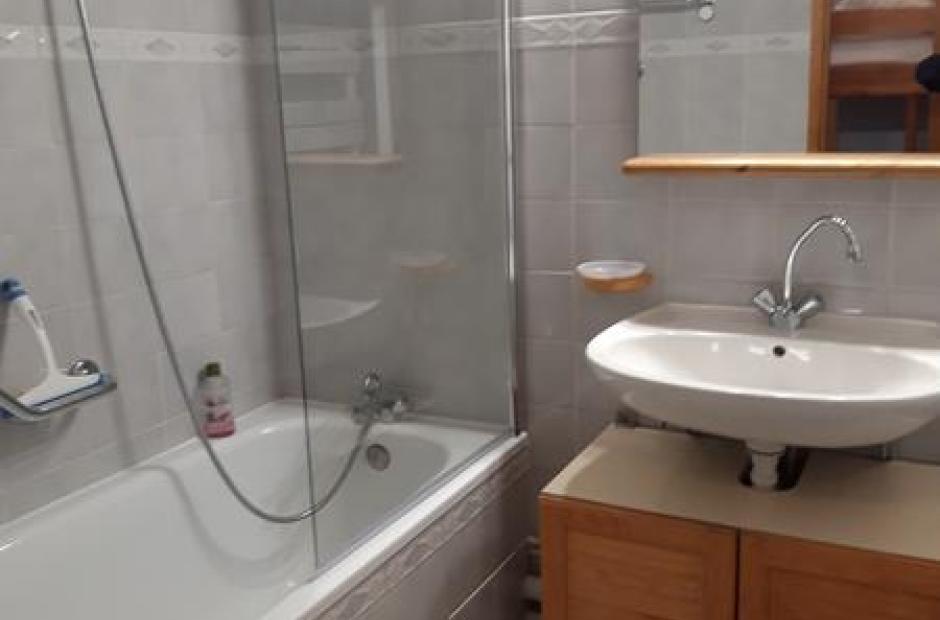 Les Grands Sauvages n°15 - Salle de bain
