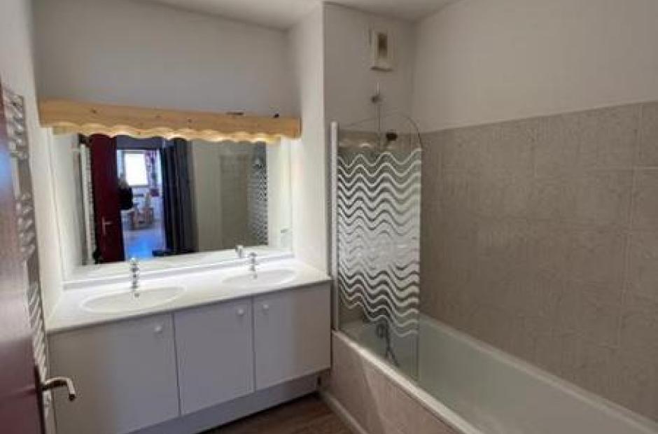 Sybelles Odalys D04 - 8 personnes_Saint-Sorlin-d'Arves - salle de bain