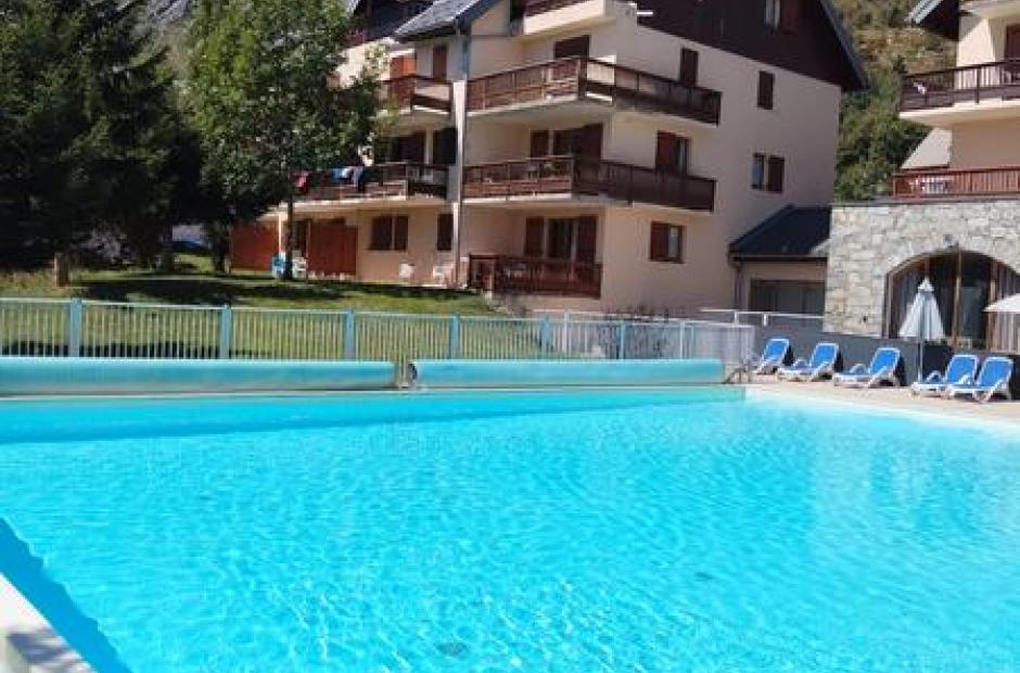 Sybelles D03 – 6 personnes_Saint-Sorlin-d'Arves - piscine