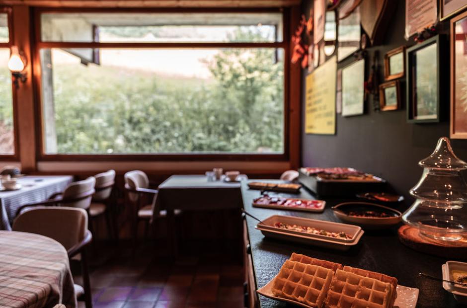 Buffet Les Cèdres - Buffet Les Cèdres Buffet Les Cèdres - Buffet Les Cèdres