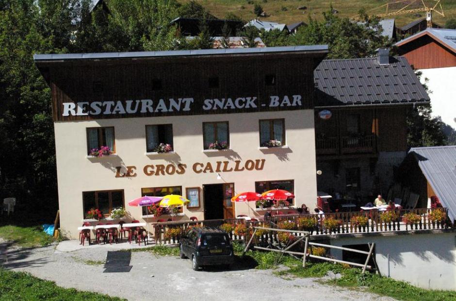 Restaurant Le Gros Caillou - Vue extérieur été