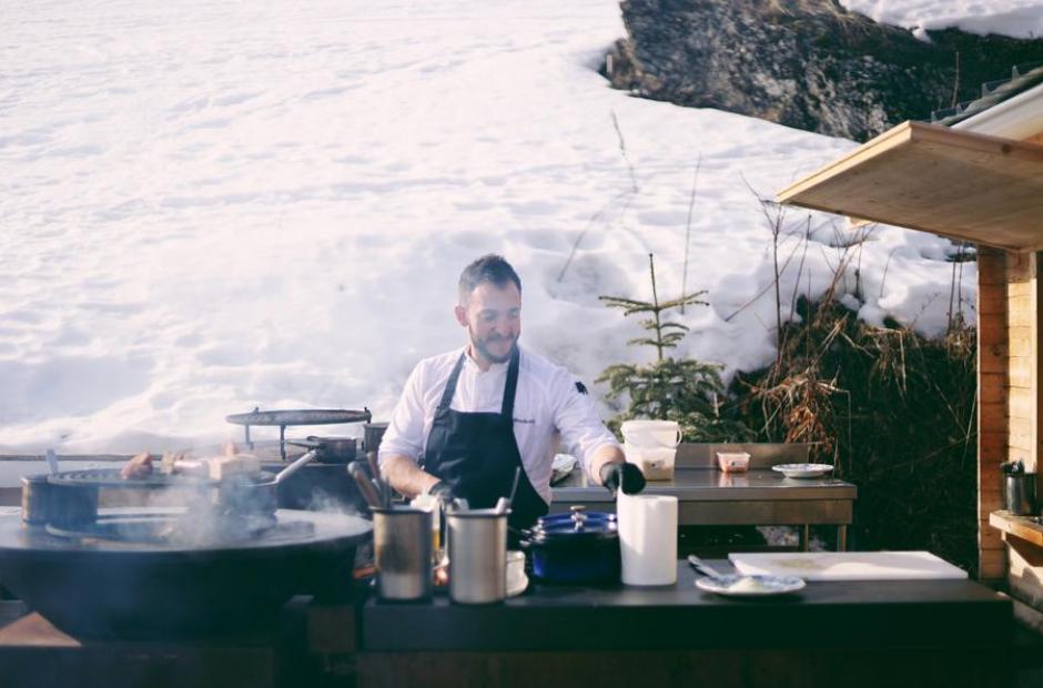 Restaurant Les Cèdres - Cuisine en terrasse en hiver