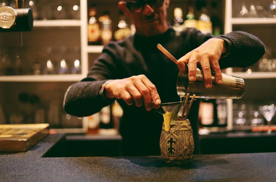 Restaurant Les Cèdres - Service au bar