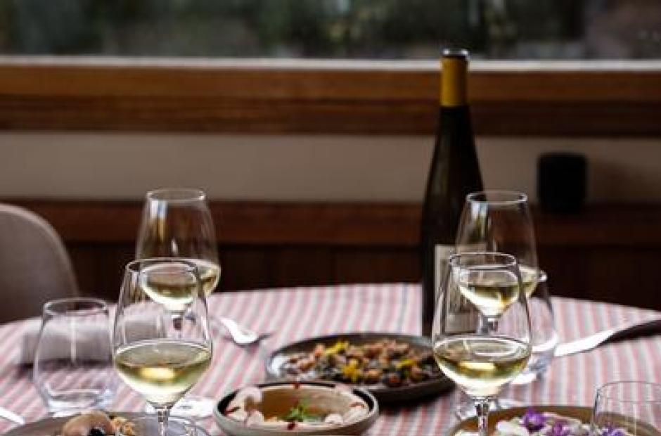 Restaurant Les Cèdres - Vue table restaurant