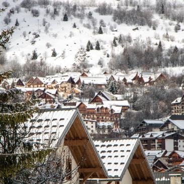 Village enneigé