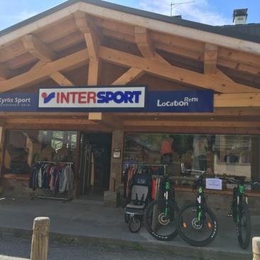 Intersport - Kyrlis sports - Vuve extérieure été
