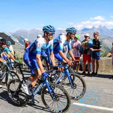 Tour de France 2026_Saint-Sorlin-d'Arves - Passage des coureurs du Tour de France au Col de la Croix de Fer
