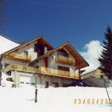 Chalet coeur - Vue extérieure hiver