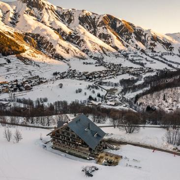 Hôtel Les Cèdres en hiver - Hôtel Les Cèdres en hiver