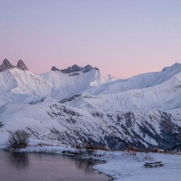 Lac Laitelet en hiver - Lac Laitelet sous les couleurs de fin de journée en hiver