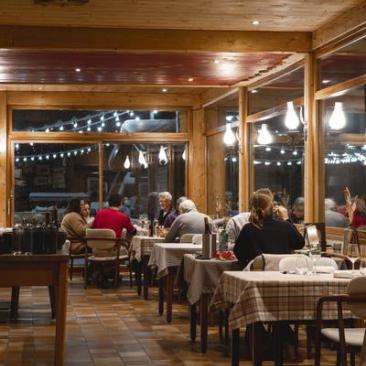 Restaurant Les Cèdres - Intérieur restaurant