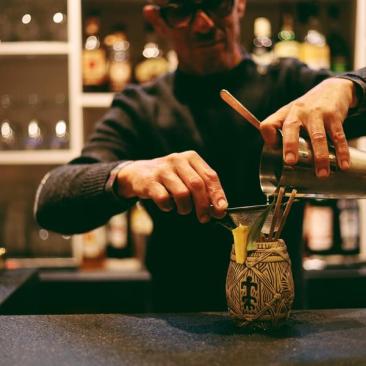 Restaurant Les Cèdres - Service au bar